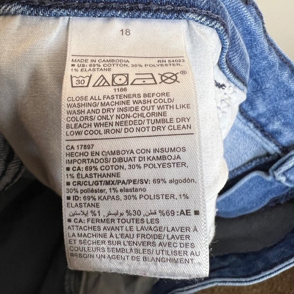 Old Navy Kicker Bootcut Jeans Plus Size Casual Demim Womens 18 Casual Comfort - Picture 9 of 11